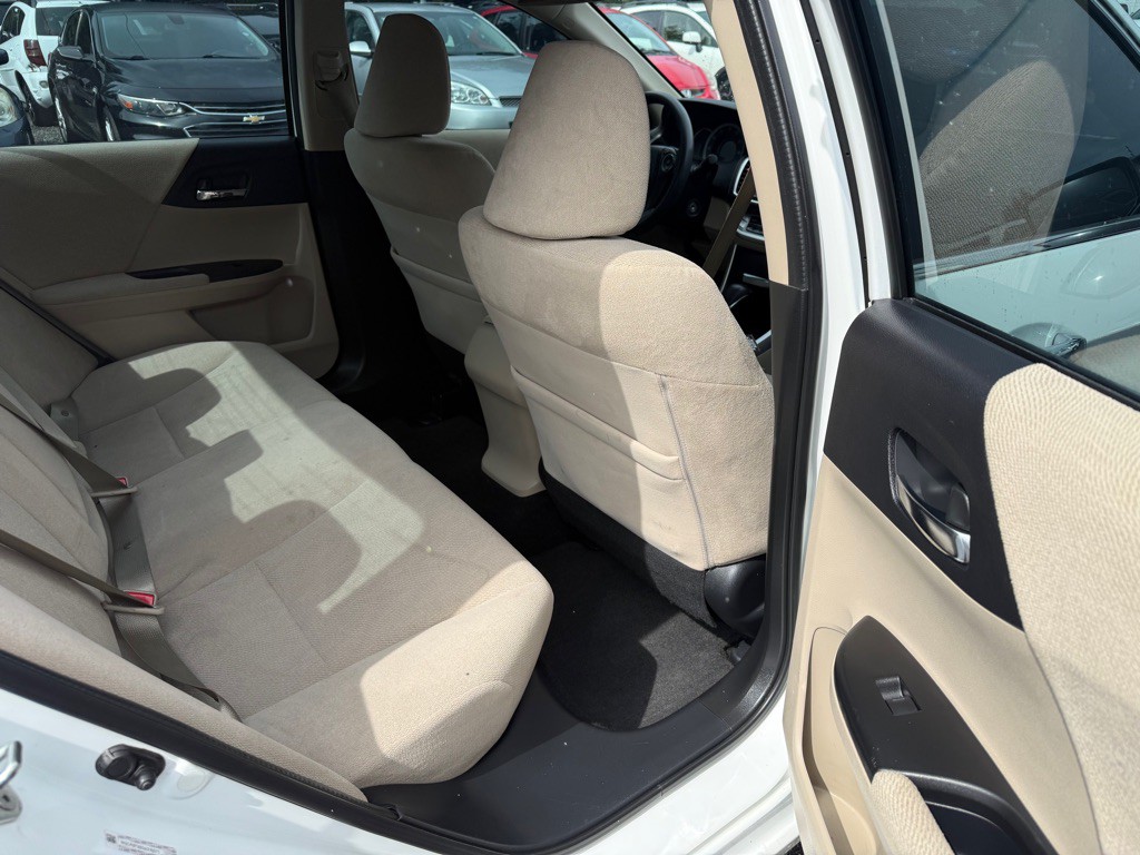 2013 Honda Accord Image 11