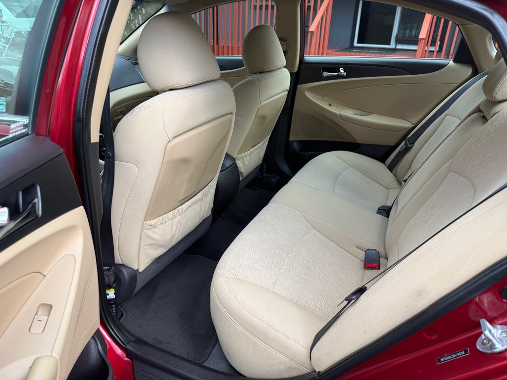2013 Hyundai Sonata Image 10