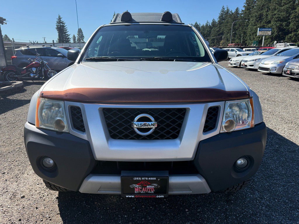 2011 Nissan Xterra Image 3