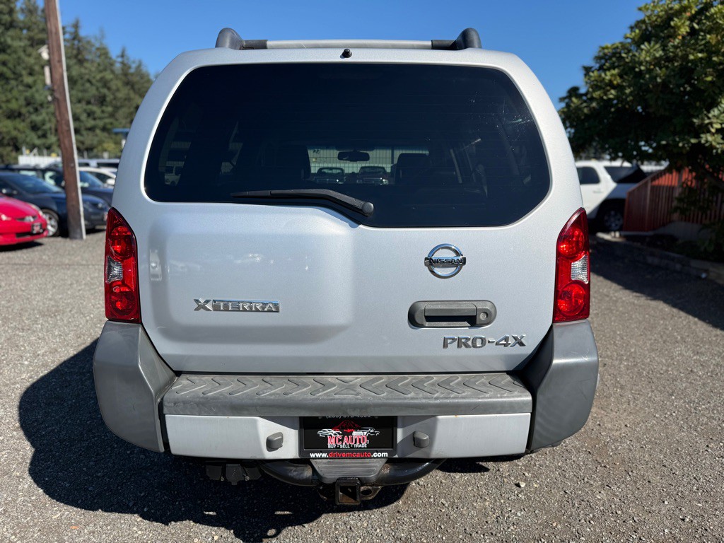2011 Nissan Xterra Image 7