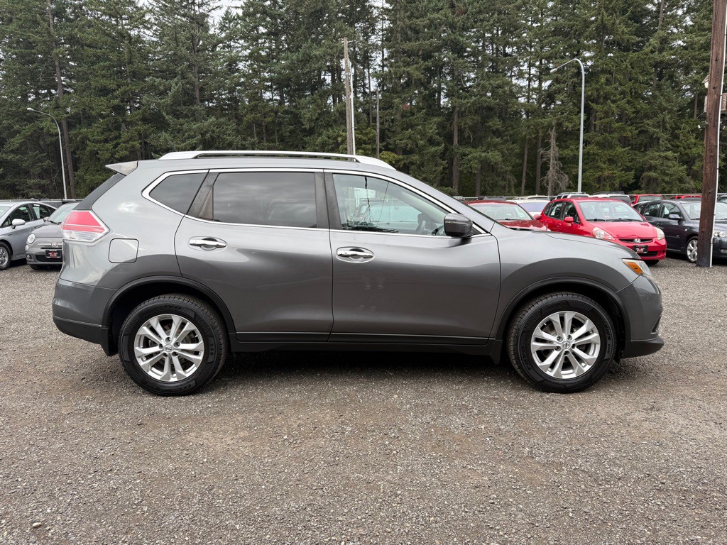 2015 Nissan Rogue Image 1