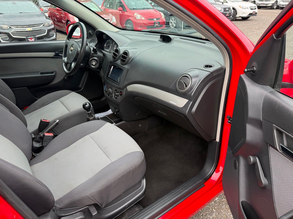 2009 Chevrolet Aveo Image 12