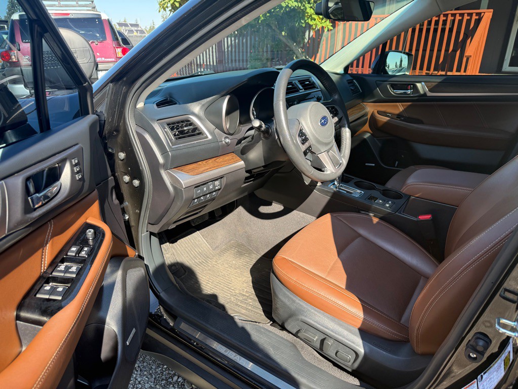2017 Subaru Outback Image 9