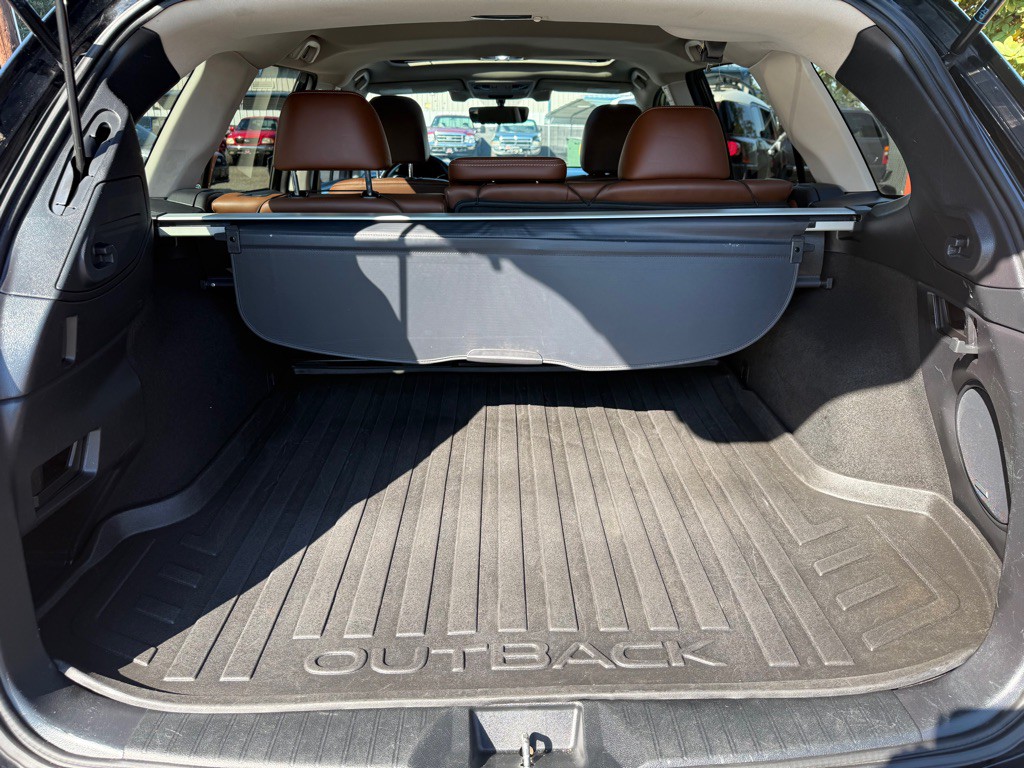 2017 Subaru Outback Image 11
