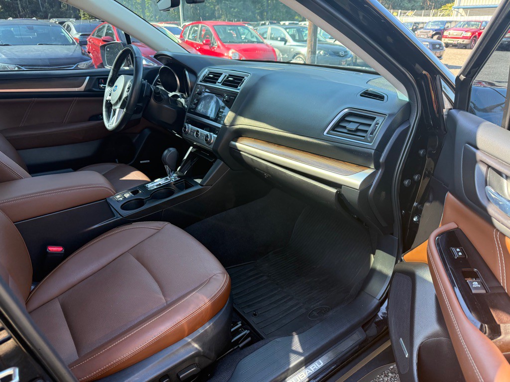2017 Subaru Outback Image 13