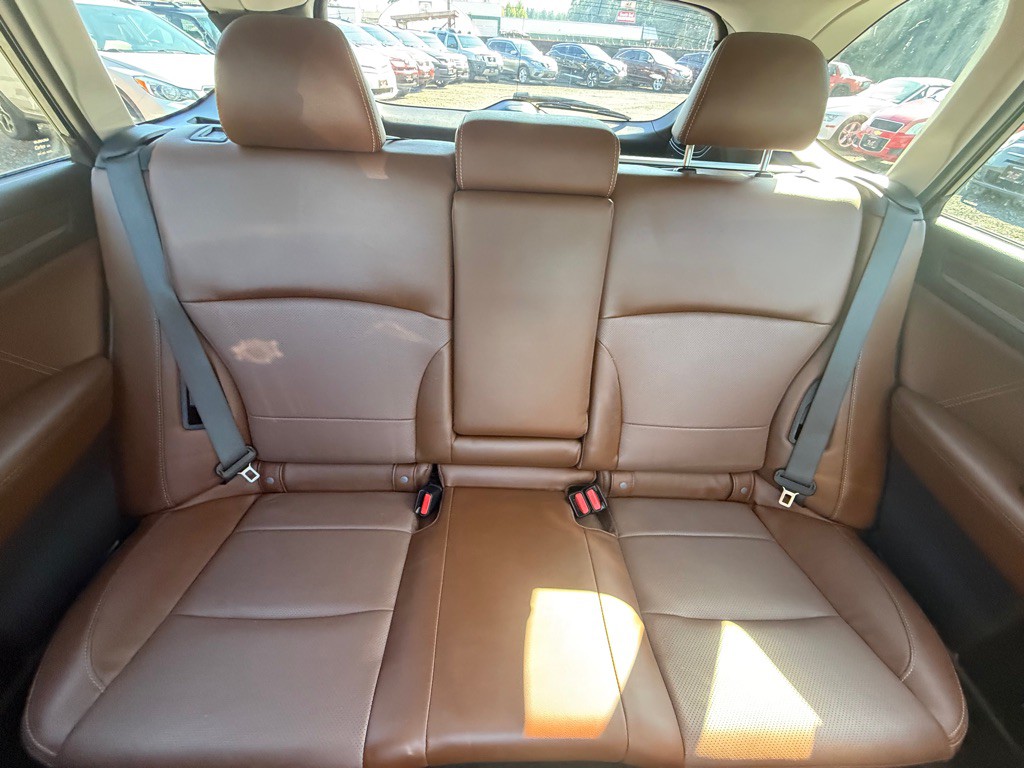 2017 Subaru Outback Image 16