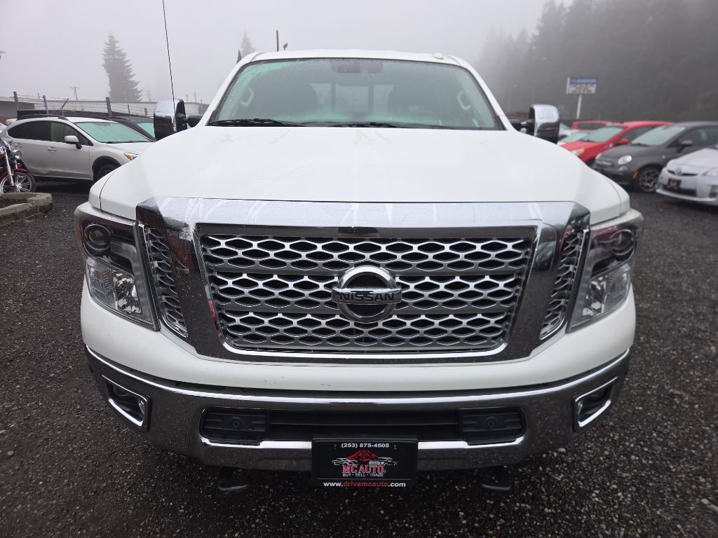 2016 Nissan Titan Image 3