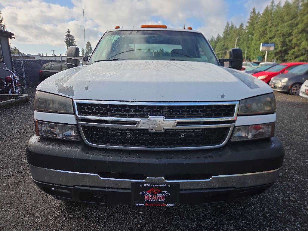 2006 Chevrolet Silverado 1500 Image 3