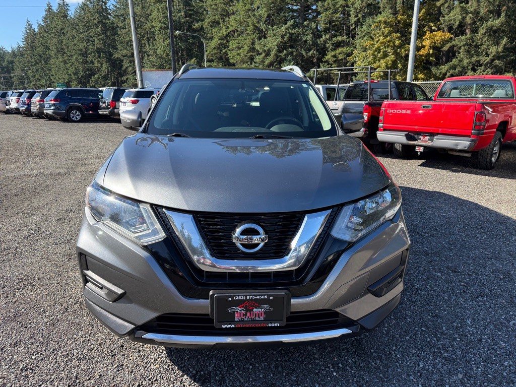 2017 Nissan Rogue Image 3