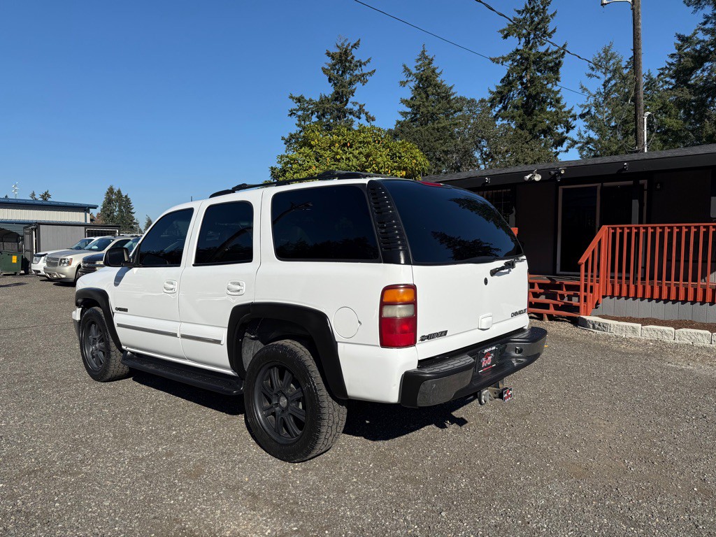 2002 Chevrolet Tahoe Image 6
