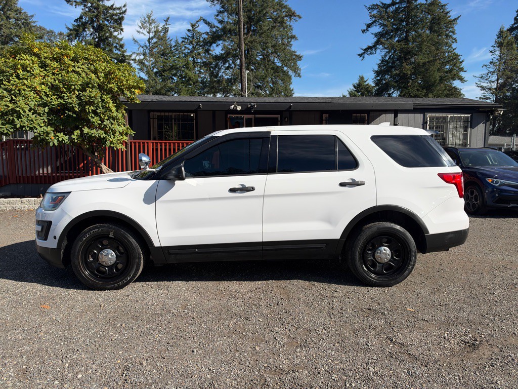 2016 Ford Explorer Image 5