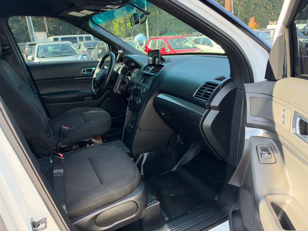 2016 Ford Explorer Image 12