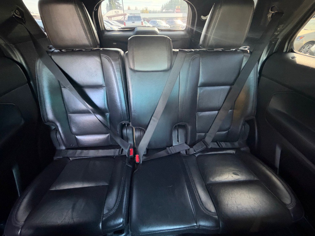 2016 Ford Explorer Image 14