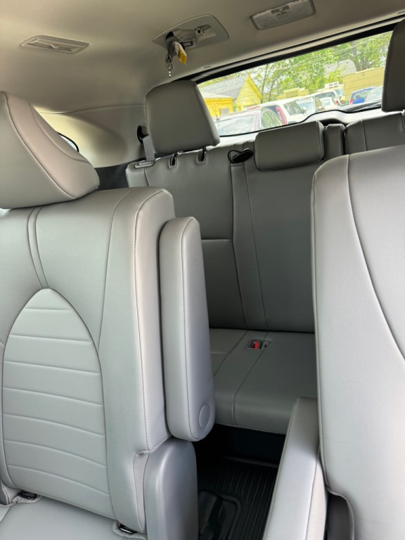 2020 Toyota Rav4 Image 9