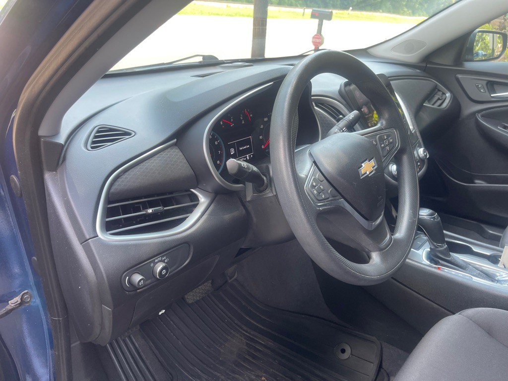 2019 Chevrolet Malibu Image 9