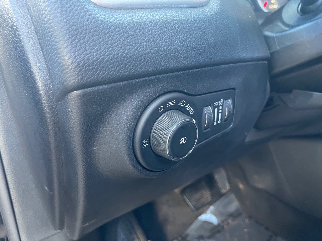 2018 Jeep Compass Image 12