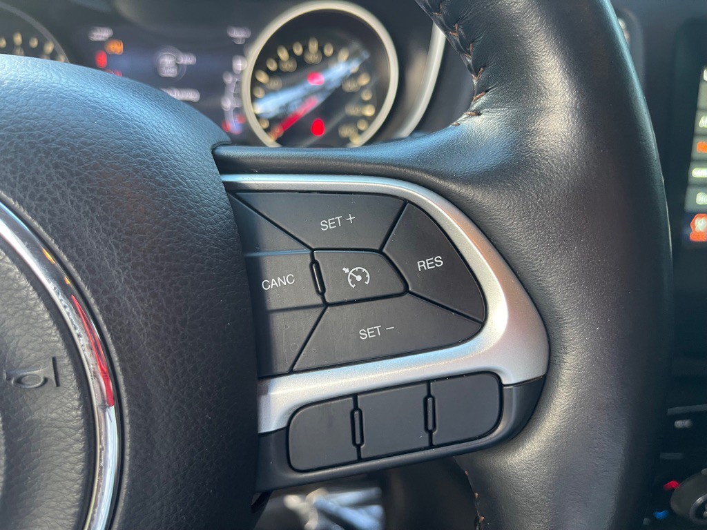 2018 Jeep Compass Image 14