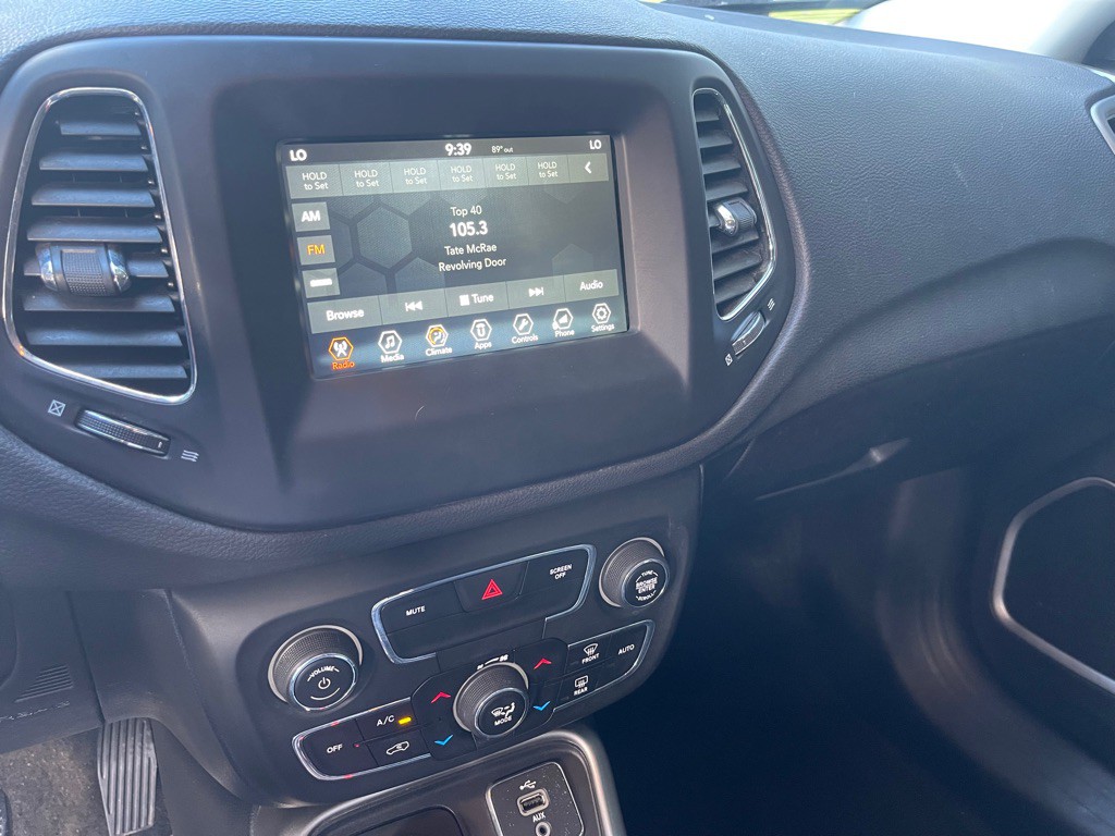 2018 Jeep Compass Image 15