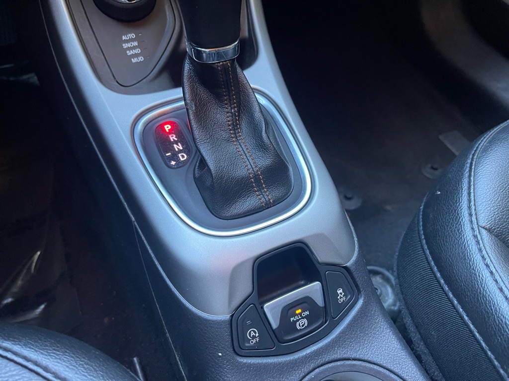 2018 Jeep Compass Image 17