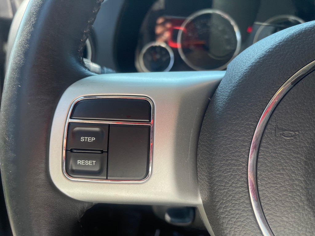 2016 Jeep Compass Image 11