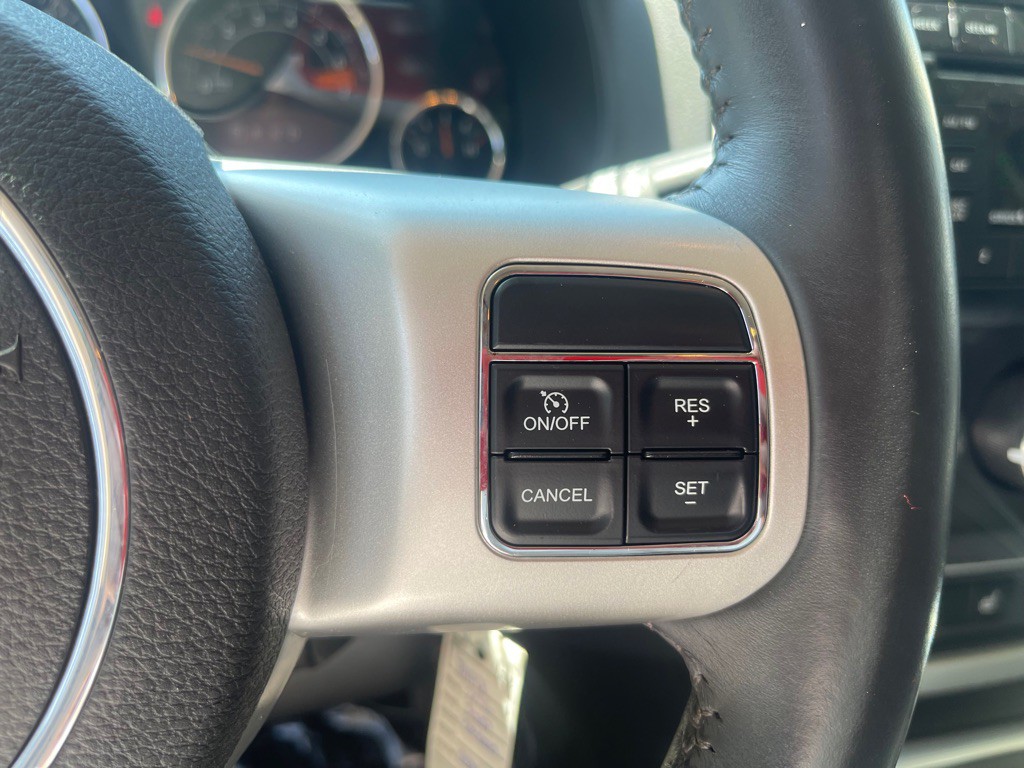 2016 Jeep Compass Image 12