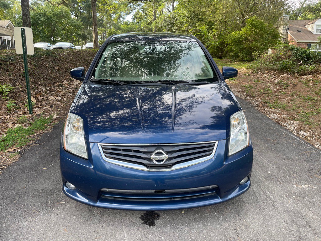 2010 Nissan Sentra Image 2