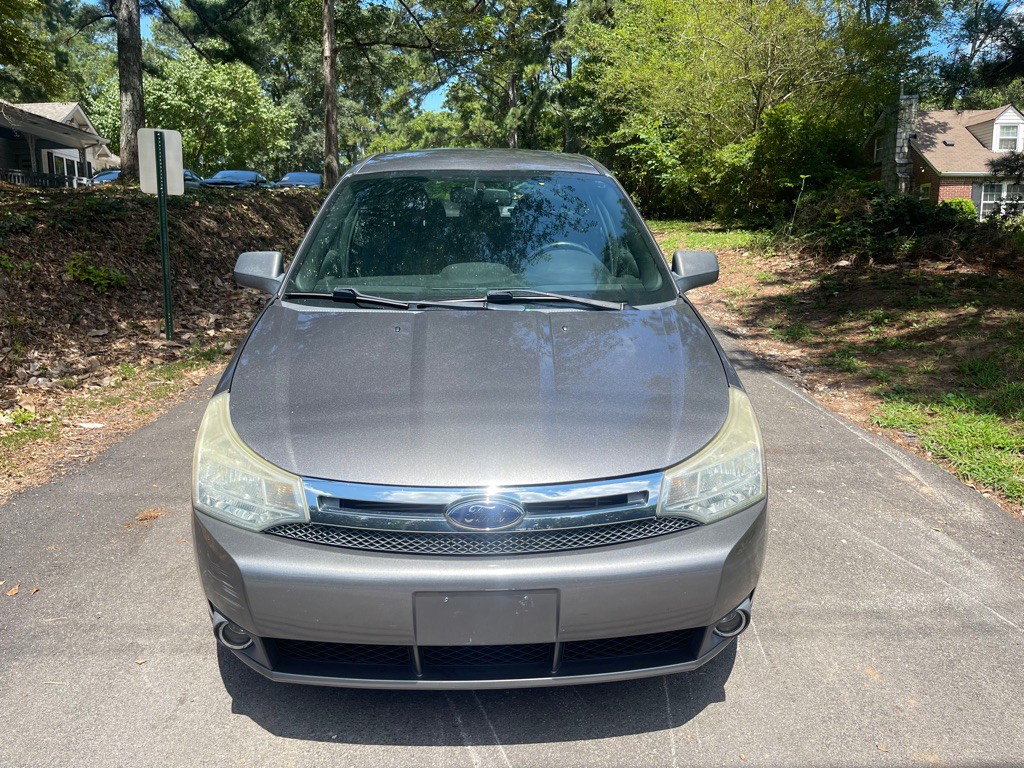 2010 Ford Focus Image 2