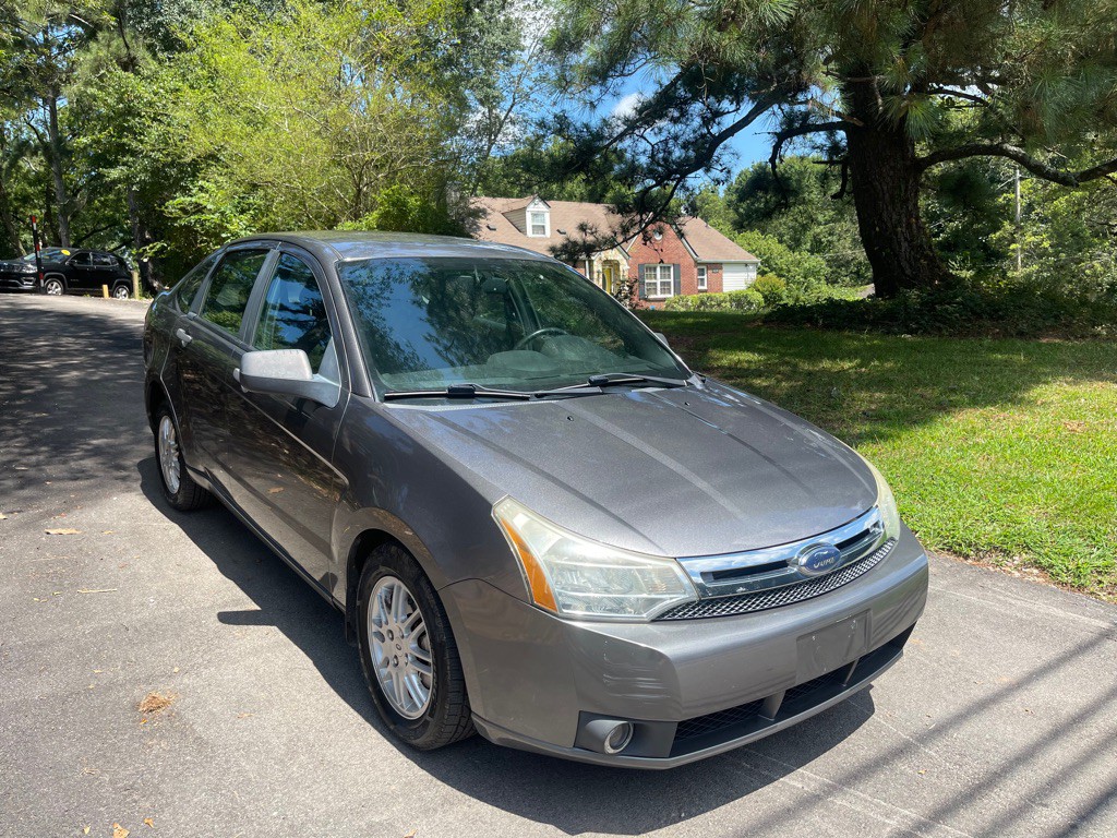 2010 Ford Focus Image 3