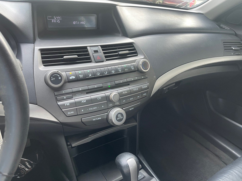2012 Honda Accord Image 12