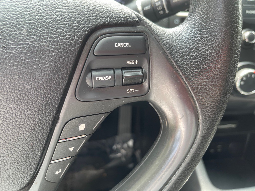 2017 Kia Forte Image 14