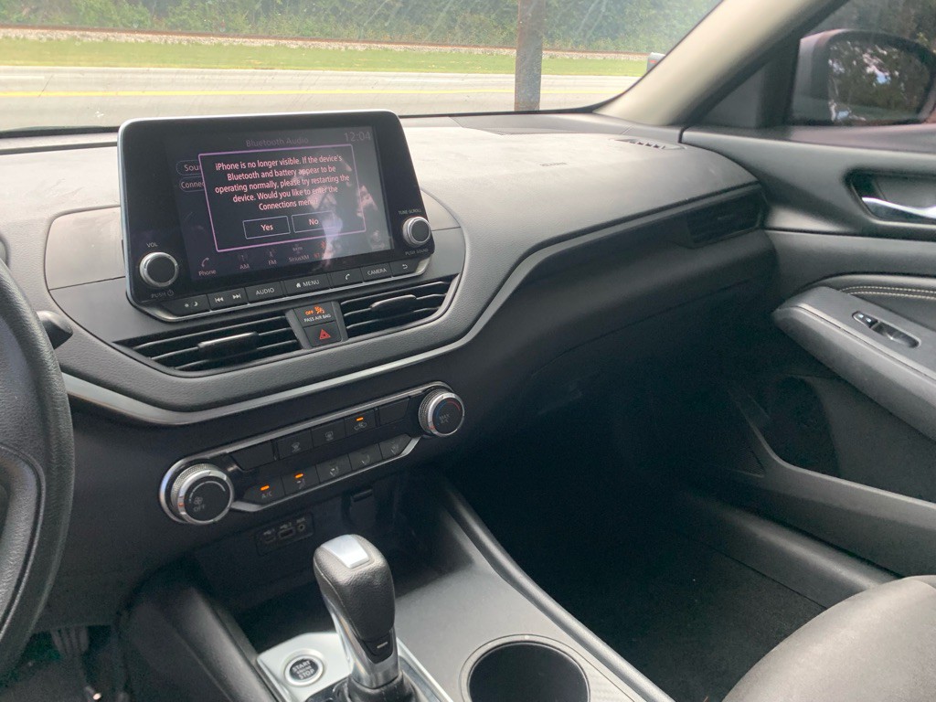 2019 Nissan Altima Image 12