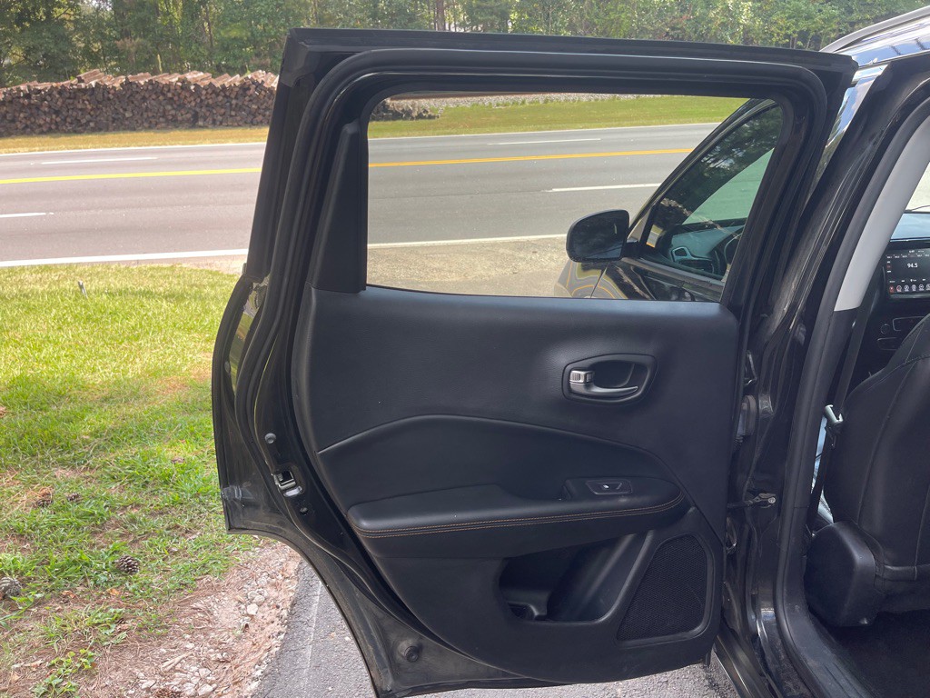 2019 Jeep Compass Image 6