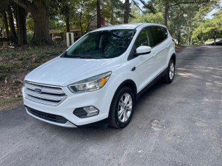 Image for 2019 Ford Escape SE ID: 6820153