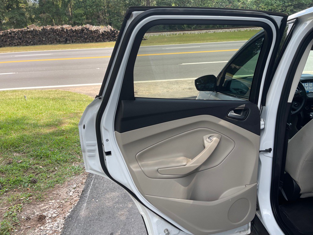 2019 Ford Escape Image 8