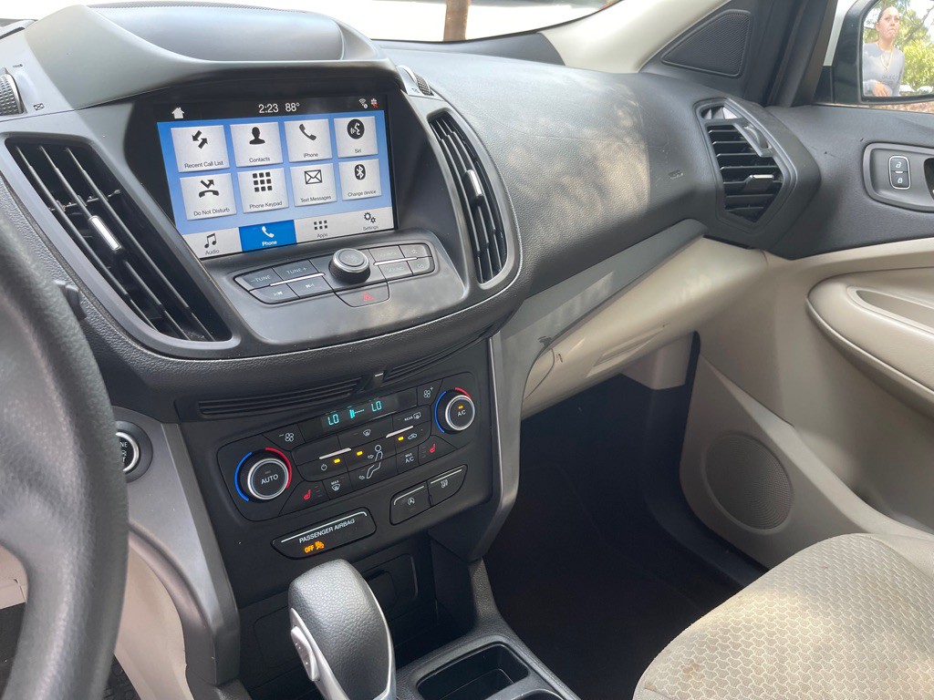 2019 Ford Escape Image 16