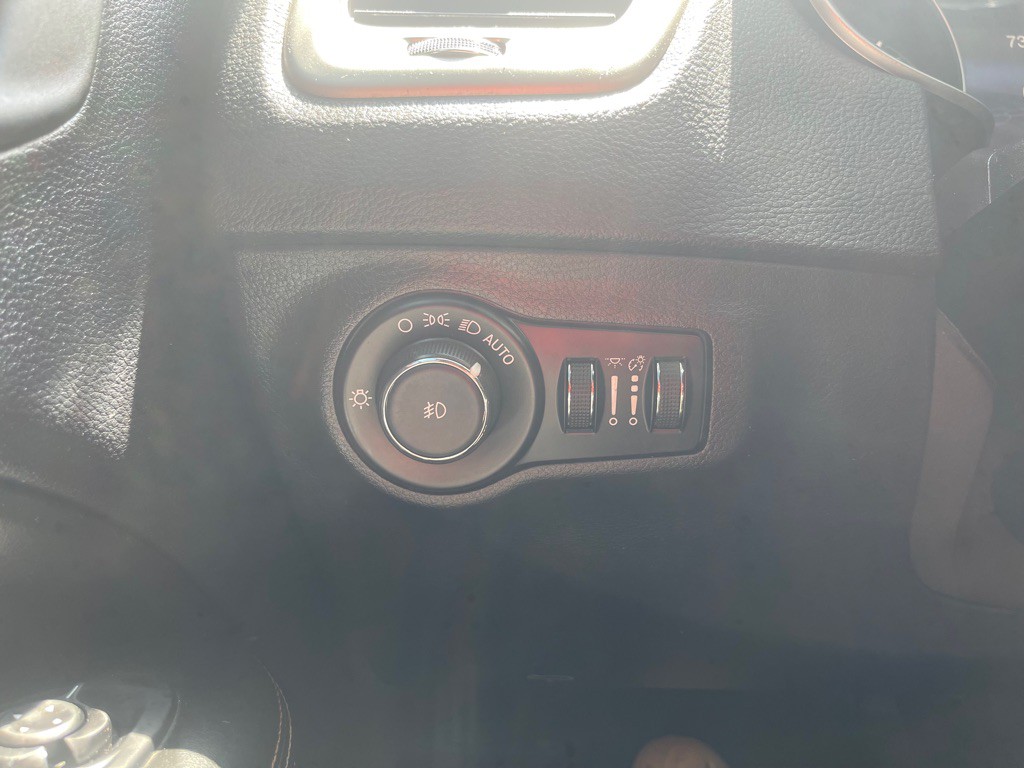 2020 Jeep Compass Image 14
