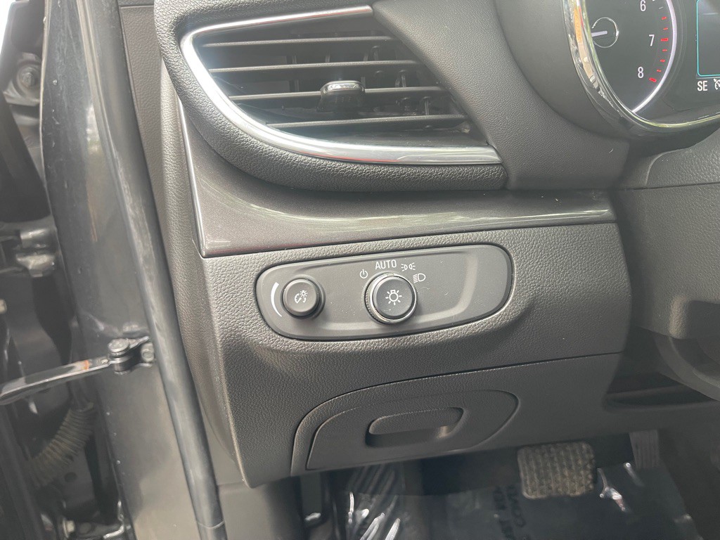 2018 Buick Enclave Image 11