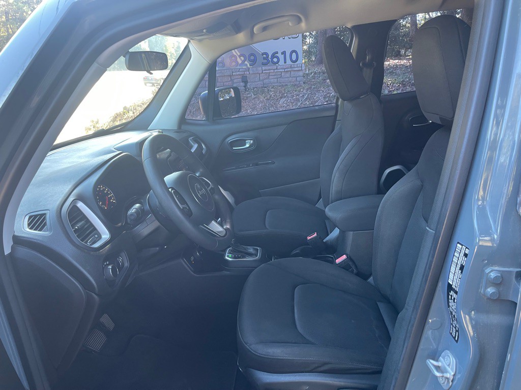 2018 Jeep Renegade Image 8
