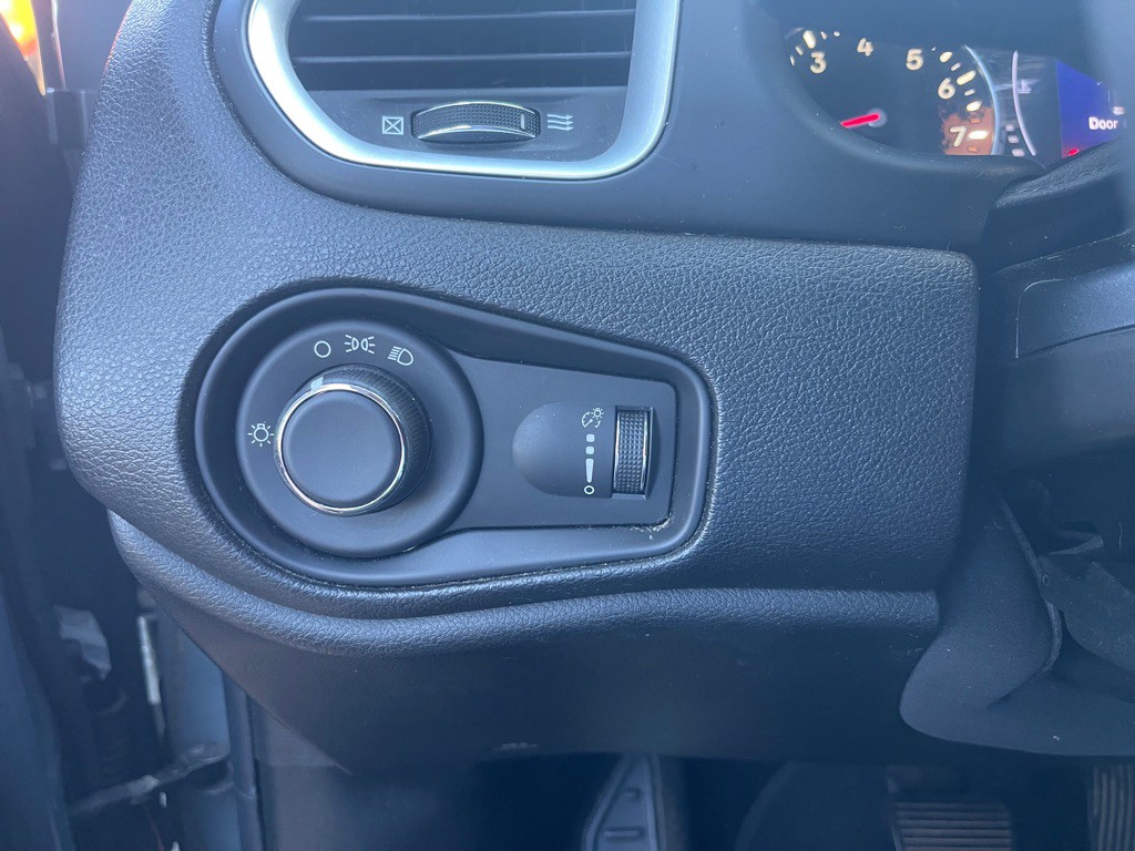 2018 Jeep Renegade Image 10