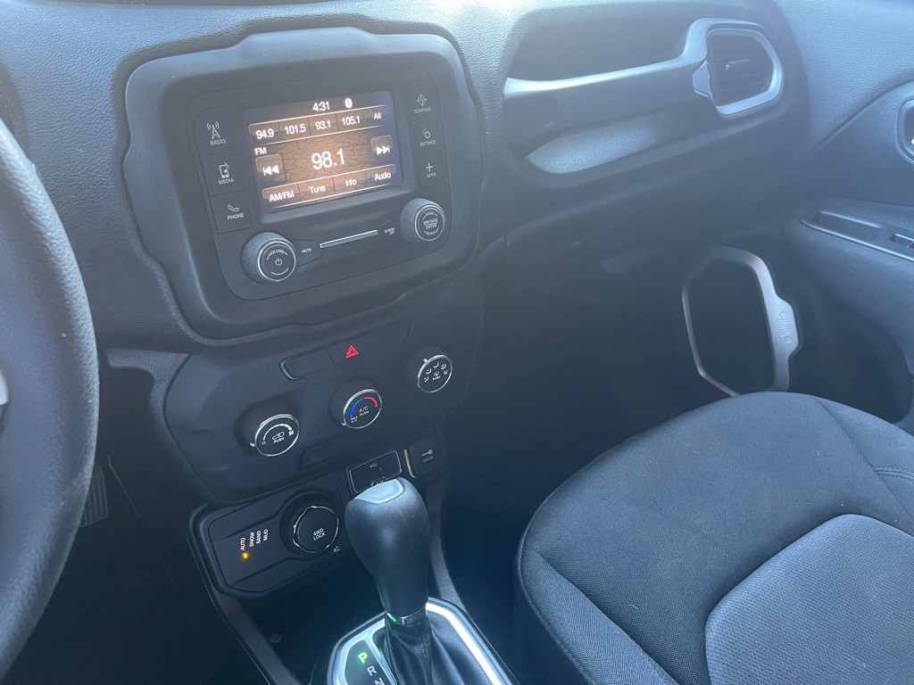 2018 Jeep Renegade Image 11
