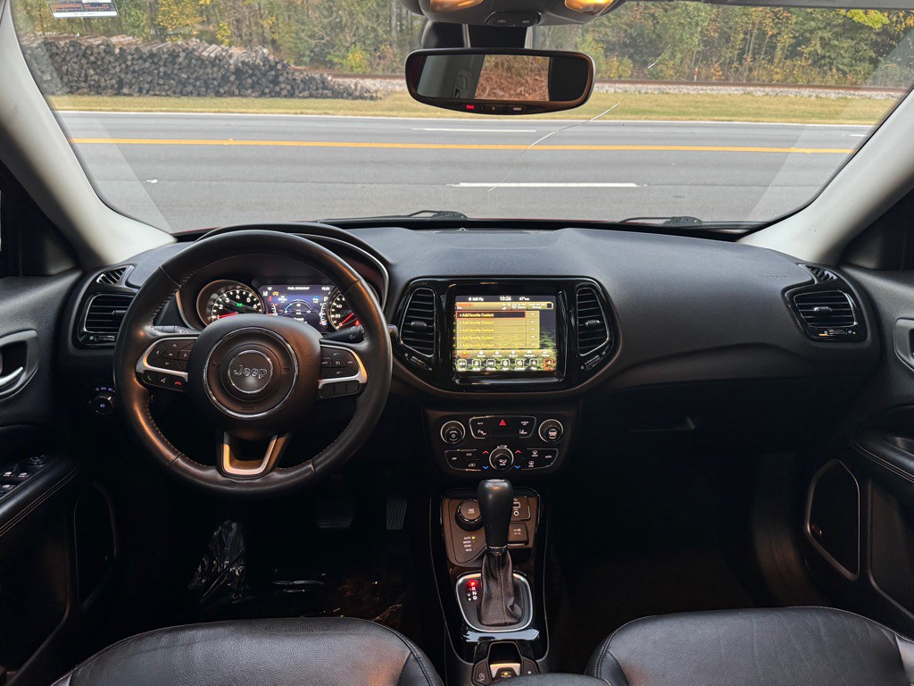 2018 Jeep Compass Image 15