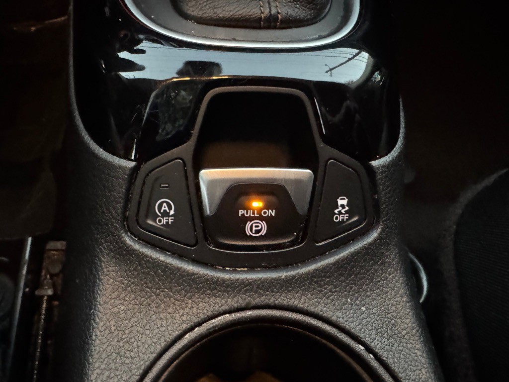 2018 Jeep Compass Image 19