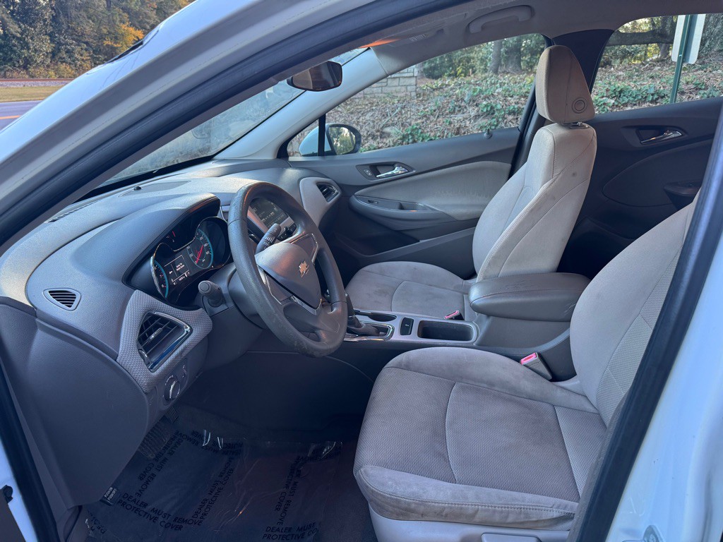 2018 Chevrolet Cruze Image 9