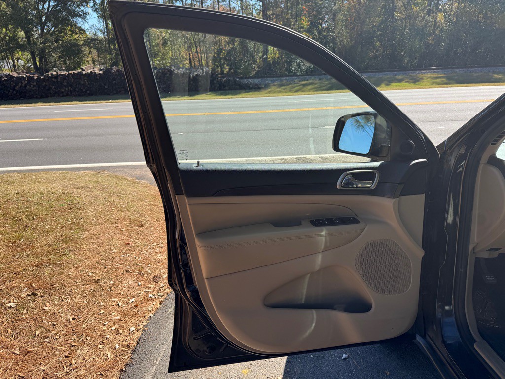 2014 Jeep Grand Cherokee Image 12