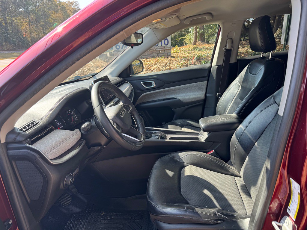 2022 Jeep Compass Image 9