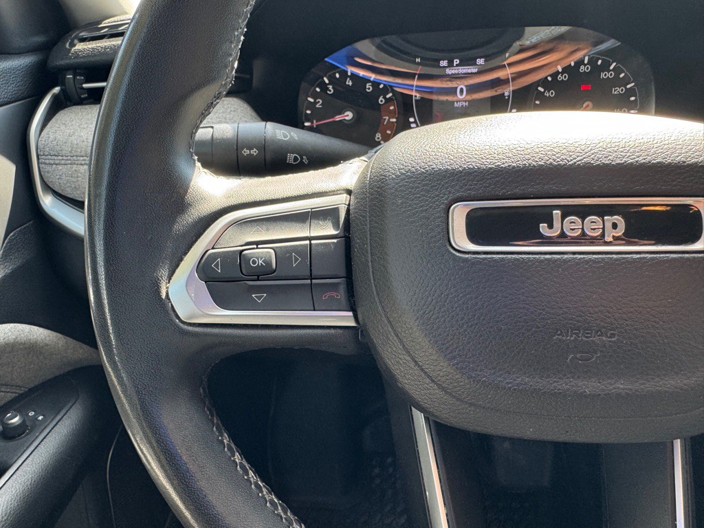 2022 Jeep Compass Image 13