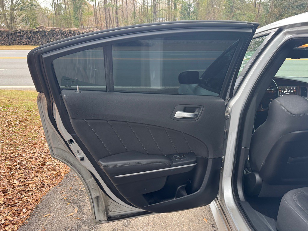 2020 Dodge Charger Image 8