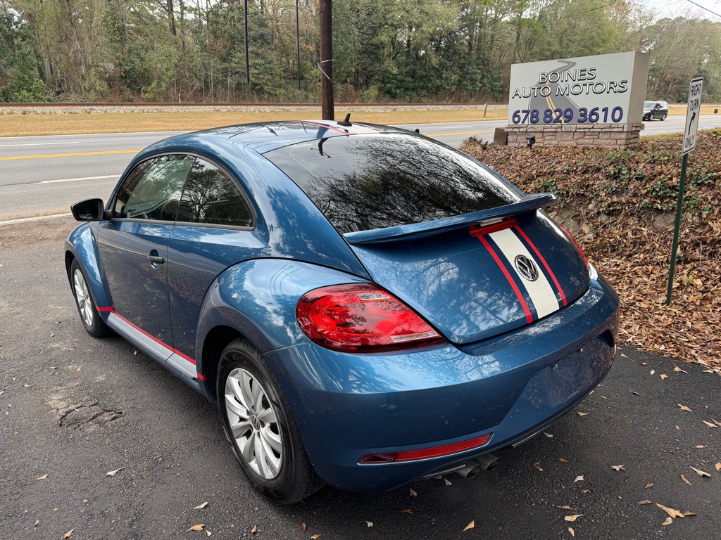 2017 Volkswagen Beetle Image 6