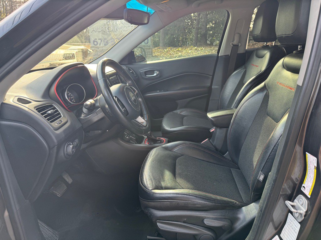 2018 Jeep Compass Image 9