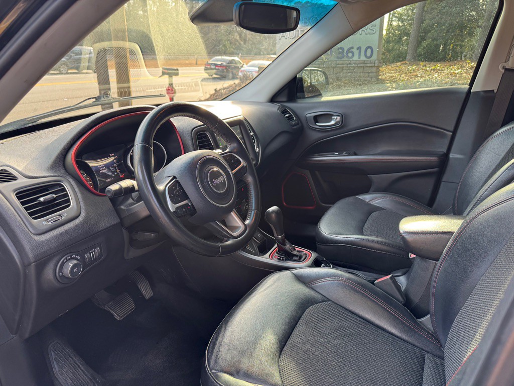 2018 Jeep Compass Image 10